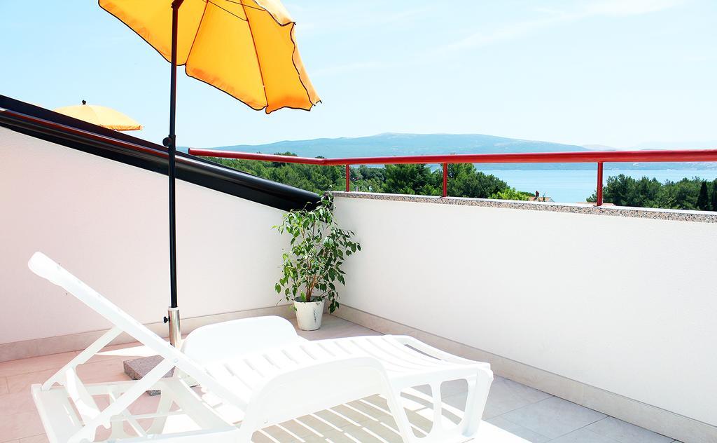 Apartmani Adrijan Krk Krk Town Rum bild