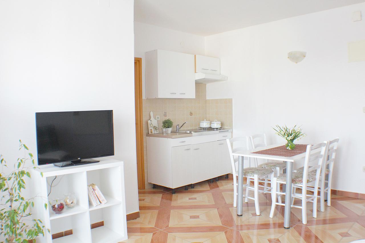 Apartmani Adrijan Krk Krk Town Exteriör bild